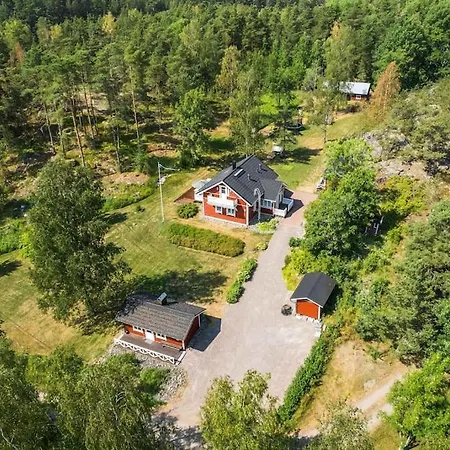 Charm - Cozy Getaway In The Archipelago Horská chata